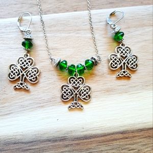 Celtic Shamrock Necklace with matching earrings ☘️